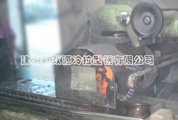  磨床