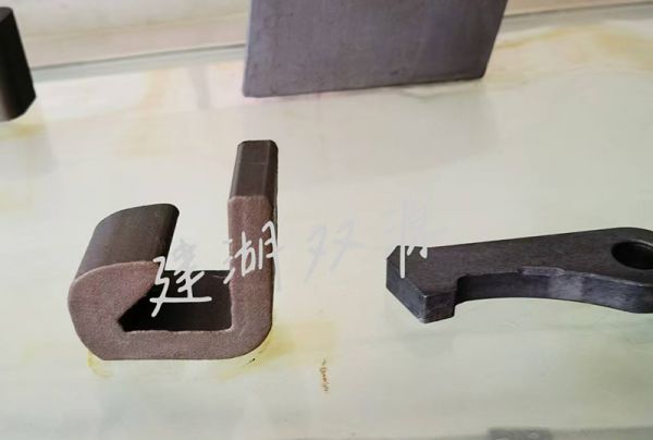 冷拉异形钢